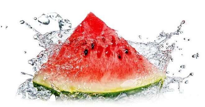 Watermelon is an ideal sweet berry for the diet